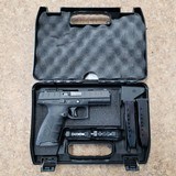 BERETTA APX - 3 of 3