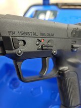 FN Five-seveN - 6 of 8