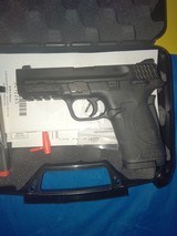 SMITH & WESSON M&P 380 EZ380 SHIELD EZ WITH THUMP SAFETY - 2 of 4