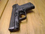 SMITH & WESSON M&P9 Subcompact - 4 of 5