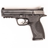 SMITH & WESSON M&P40 - 2 of 4