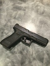 GLOCK 17Gen 5 - 2 of 4