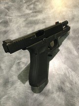 GLOCK 17Gen 5 - 3 of 4