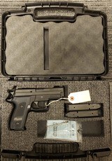 SIG SAUER P229 Elite Dark - 2 of 3