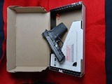 SMITH & WESSON 9 Shield EZ - 1 of 7