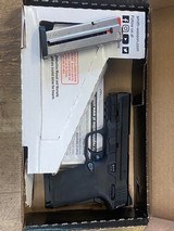 SMITH AND WESSON M&P 9 Shield EZ M2.0 - 1 of 7