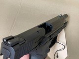 SMITH & WESSON M&P 9 - 4 of 7