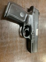 SMITH & WESSON SW40VE - 4 of 7