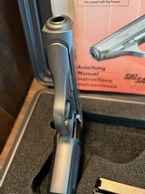 SIG SAUER P230 SL - 5 of 5