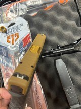 GLOCK 19 G19 CUSTOM BEAR BARREL ONE 33 ROUND MAGAZINE - 5 of 6