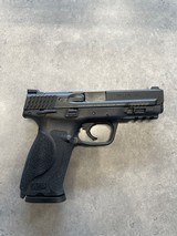 SMITH & WESSON M&P9 M2.0 - 2 of 2