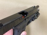 GLOCK 17 g17 gen 5 - 4 of 7