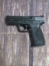 SMITH & WESSON M&P 9 M2.0 Full size - 4 of 6