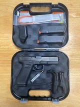GLOCK 17 g17 gen 5 - 1 of 2