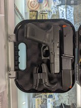 GLOCK Blue Label 19 GEN 5 - 1 of 3