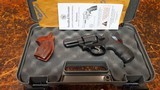 Smith & Wesson Performance Center Model 19 Carry Comp - 5 of 6