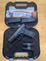 GLOCK 19 GEN 5 - 2 of 3