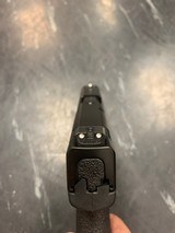 SMITH & WESSON M&P 9 sheild - 3 of 5