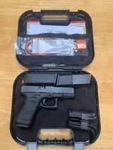 GLOCK 19 GEN 5 - 2 of 3