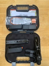 GLOCK 19 GEN 5 - 3 of 3