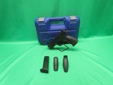 SMITH & WESSON M&P9 - 3 of 8
