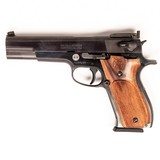 SMITH & WESSON PERFORMANCE CENTER MODEL 952-1 - 1 of 4