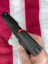 SMITH & WESSON M&P40 M2.0 SUBCOMPACT - 3 of 4