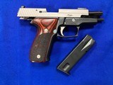 SIG SAUER P226 - 3 of 6
