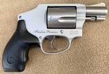 SMITH & WESSON 642 - 1 of 5