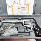 RUGER Single Six Stainless w/2 Cylinders, Scope Rings, Original Box - 1 of 7