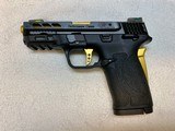 SMITH & WESSON M&P Shield EZ 380 Performance Center (GOLD) - 3 of 6