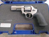 SMITH & WESSON MODEL 610 - 1 of 3