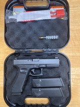 GLOCK 17 GEN 4 - 1 of 3