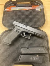 Glock G22 Gen 4 - 2 of 3