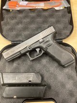 GLOCK 22 GEN 4 - 2 of 3