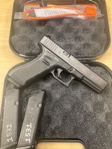 Glock G22 Gen 4 - 3 of 3