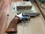 SMITH & WESSON 19-5 w/Original Receipt & Vintage Ammo - 1 of 7