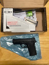 SMITH & WESSON M&P9 SHIELD EZ M2.0 - 1 of 3