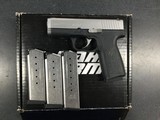KAHR CW45 - 3 of 4