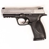 SMITH & WESSON M&P40 - 2 of 4