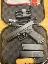 GLOCK 17 G17 GEN 4 - 2 of 3