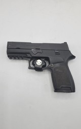 SIG SAUER P250 - 2 of 5