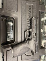 SMITH & WESSON M&P 40 - 1 of 3