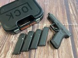 GLOCK 22 G22 Gen 3 With Night Sights RTF RTF2 Fish Gills - 1 of 7
