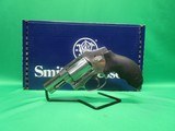 SMITH & WESSON 640-3 - 2 of 6