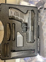 HECKLER AND KOCH P30 V3 - 1 of 4