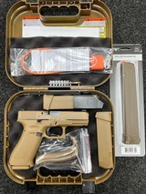 GLOCK G19X 19X 33 RND MAGAZINE NIGHT SIGHTS - 1 of 6