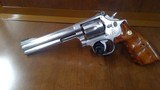 SMITH & WESSON 617 - 1 of 6