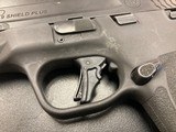SMITH & WESSON M&P 9 SHIELD PLUS - 4 of 5