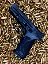 SMITH & WESSON M&P9 PRO SERIES C.O.R.E. M2.0 - 1 of 1